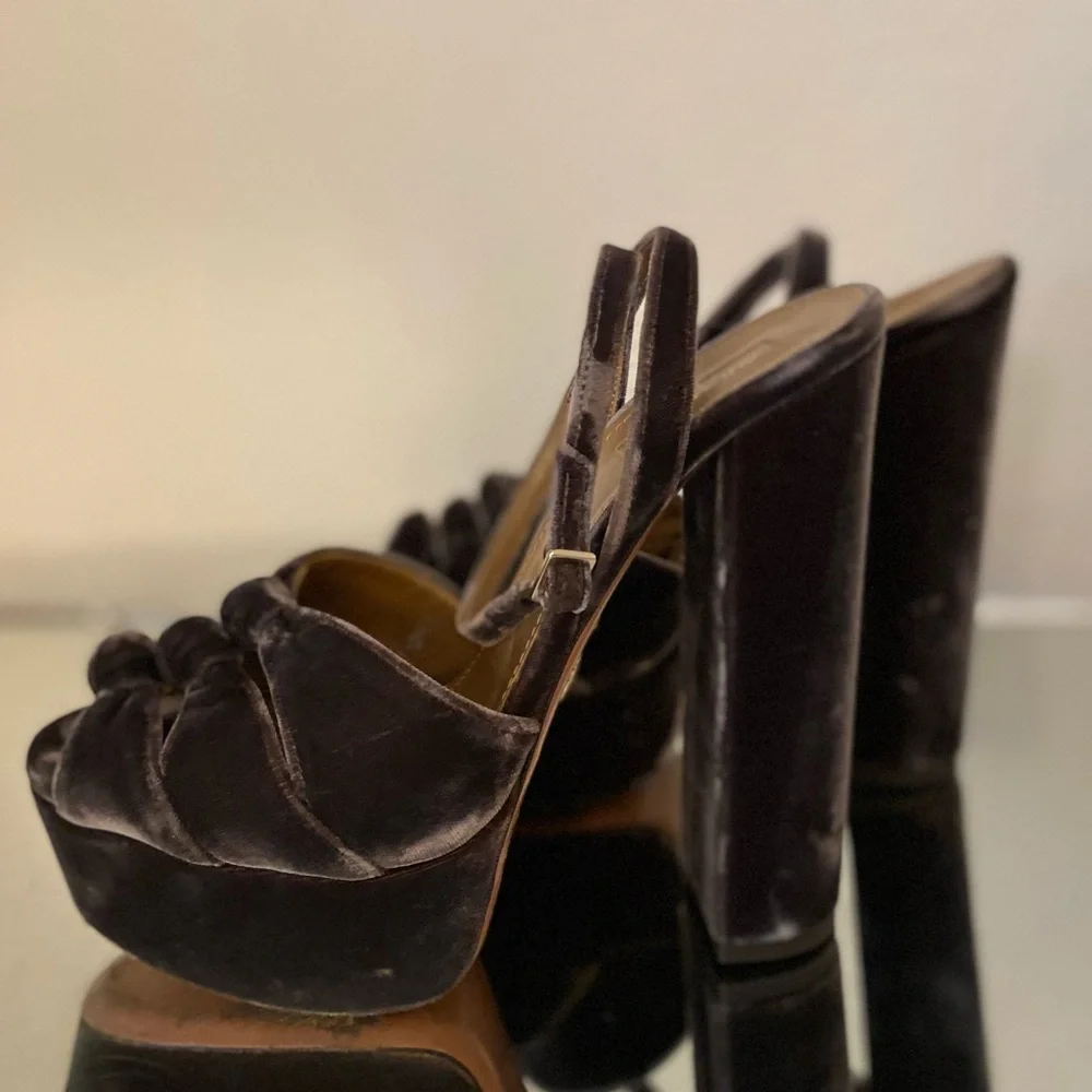 Like new AQUAZZURA Mira velvet Plateau 140 Pumps 39